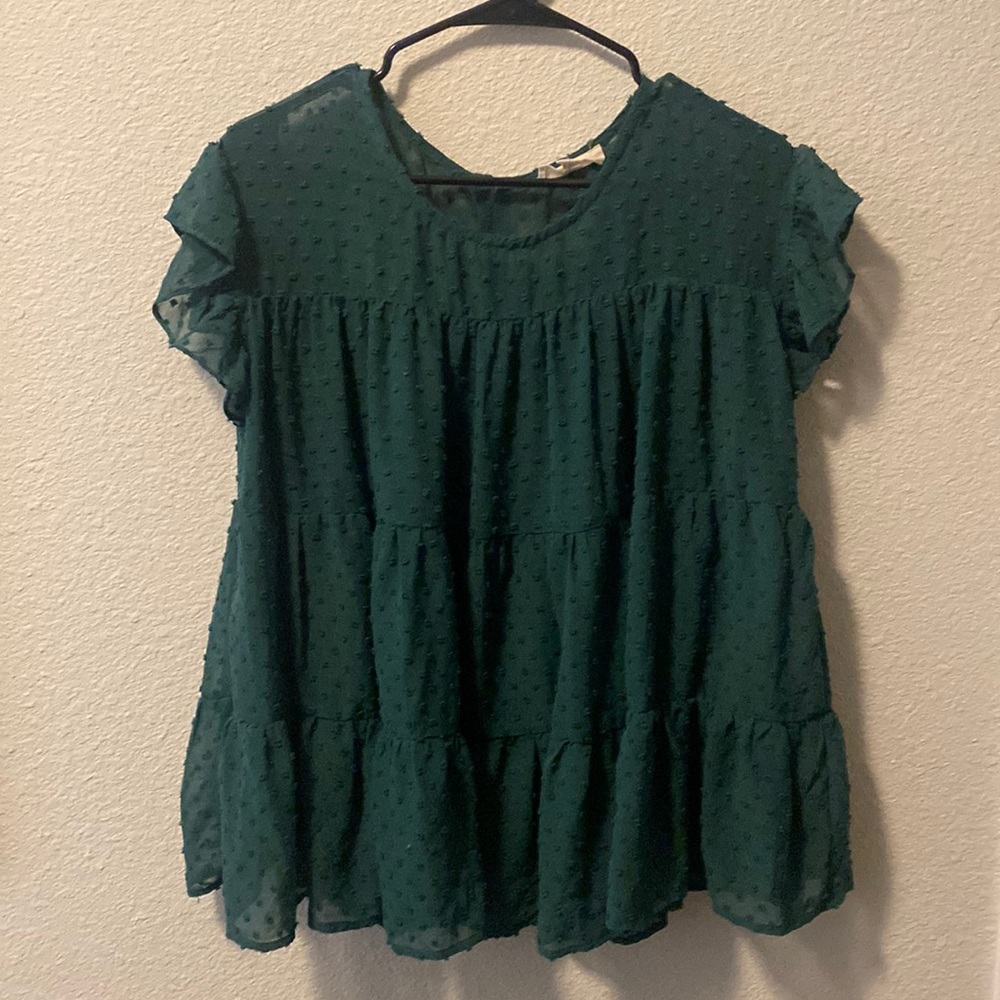 entro- size small dark green flowy blouse